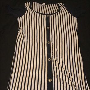 Long baseball style T-shirt